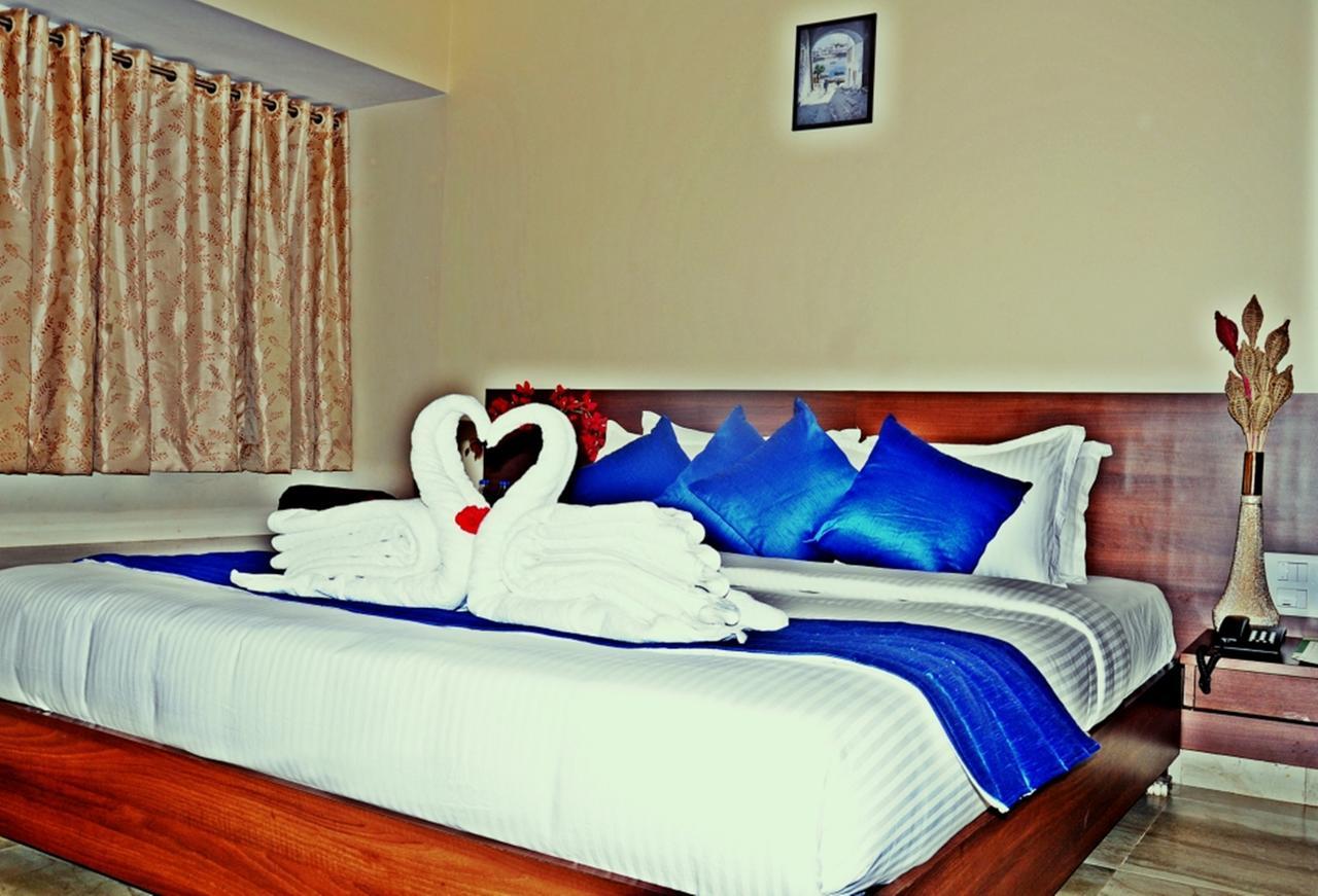 Hotel Mookambika Palace Kolluru Eksteriør bilde