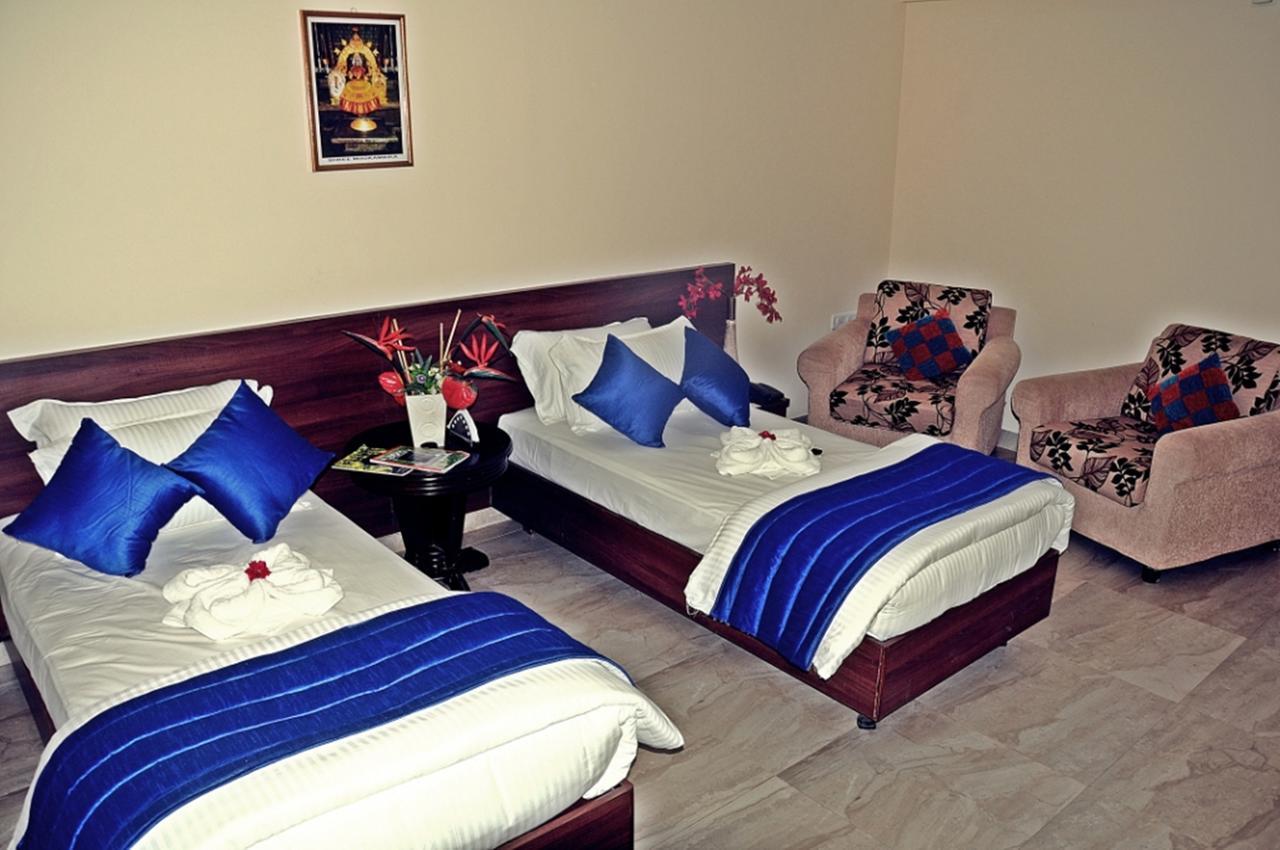 Hotel Mookambika Palace Kolluru Eksteriør bilde